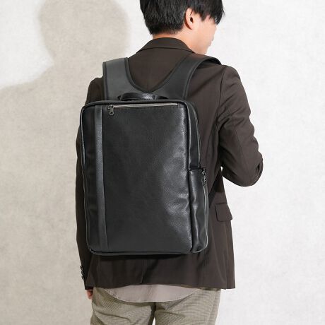 [^:KSN028]A4TCYΉ̃rWlXbNʏ㕔ƍɃt@Xi[|PbgA܂TChɂ̓ybg{g[ȃt@Xi[|Pbgwʑɔ}`̃E^PC|Pbgtwʂ̓L[P[XɃZbgAbvłdlɂȂĂ܂