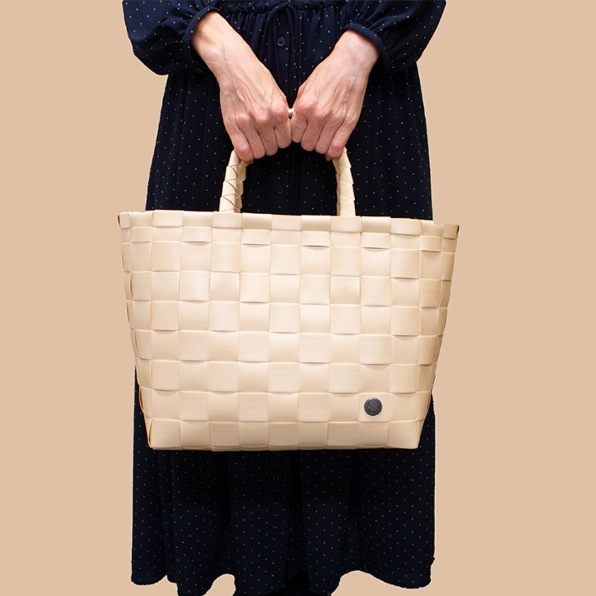 ヴィンテージ　ルーサイト　ホワイト かごバッグ ハンドル付き ヴィンテージ ルーサイト ホワイト かごバッグ ハンドル付き