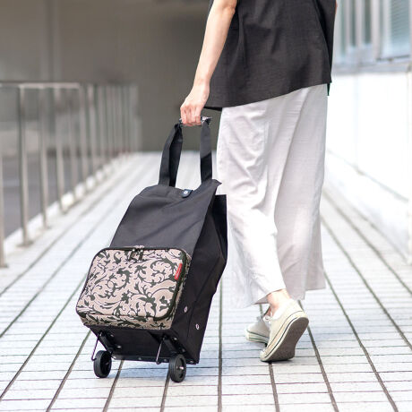 [^:438103]yfUCzKvȎTbƑgݗĂĎg܂肽݃J[głB܂肽񂾃TCYA4قǂŃRpNgɎ^тł܂BX^htŎ̂ŁȀoꂪyɍs܂BɂĎ^ԂƂł܂ByXybNzTCY/29~s27~66cmi^CobO㕔܂ŁB܂܂Bj[F32.5~s6.5~25cmd/1.03kge/30Le/1ގ/{̃t[FvX`bNAX`[obOF|GXezC[FvX`bN^CFSY/ω׏d/10kgȉi[J[vljyuhzreisentheliC[^[j1971NɃhCc̃~wŃX^[g܂BuFull@of@life/CɖꂽX߂vƂRZvgƂɁAvVIȃACfAA@\IȃfUC̃obOE[pi񋟂Ă܂B