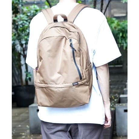 킹ACeI΂ȂVvfUCg₷gA@\ƂɔQ̃bNVvȃtHɉBꂽA召킹11̃|PbgB[͂AՂוfUCȂ̂ɖ470gƂ̌yŁAʋ΁EʊwɂœKȃfUC̃bNłB̃fœIȃtg̃Wbv|Pbgɂ̓V[YقǑ傫߂̃Xy[XāAW⃈KEtBbglXp̃bNƂĎgĂ̂IXXłBHńA}ɉJ~ĂĂSBꂪtɂ̂|CgłB킹I΂ȂVvȃfUCŁAxʋΒʊw܂ŕLv܂BWPbgX^CAZbgAbvȂǂ̃LCڃX^CɂBTXEFbgAg[i[Ȃǂ̒ԃJWAACeɁBfjC[W[pcAJ[SpcȂǂ܂܂ȃ{gƂ܂BoPbgnbgx[X{[LbvAXj[J[Ȃǂ̃X|[eB[X^CɂQłB