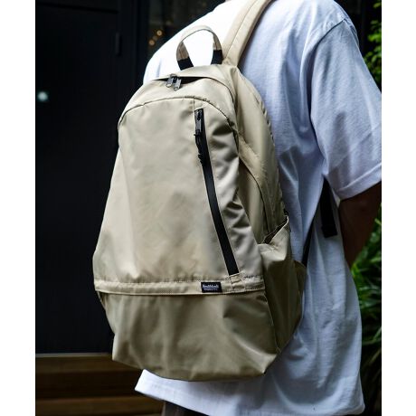 킹ACeI΂ȂVvfUCg₷gA@\ƂɔQ̃bNVvȃtHɉBꂽA召킹11̃|PbgB[͂AՂוfUCȂ̂ɖ470gƂ̌yŁAʋ΁EʊwɂœKȃfUC̃bNłB̃fœIȃtg̃Wbv|Pbgɂ̓V[YقǑ傫߂̃Xy[XāAW⃈KEtBbglXp̃bNƂĎgĂ̂IXXłBHńA}ɉJ~ĂĂSBꂪtɂ̂|CgłB킹I΂ȂVvȃfUCŁAxʋΒʊw܂ŕLv܂BWPbgX^CAZbgAbvȂǂ̃LCڃX^CɂBTXEFbgAg[i[Ȃǂ̒ԃJWAACeɁBfjC[W[pcAJ[SpcȂǂ܂܂ȃ{gƂ܂BoPbgnbgx[X{[LbvAXj[J[Ȃǂ̃X|[eB[X^CɂQłB