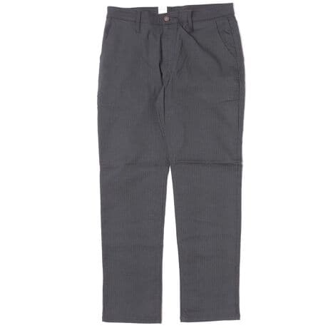 [^ԁF201254016]EDWIN̒gfjpcŁA~̑KɃAbvf[gIyzzM̓[@ۂaAĝ甭銾Ȃǂ̎CMɕϊA~łgKBnʂNт鎖ŁufM̍gCwv݂A[M̉ŉ߂ꂽC𒷎ԃL[vBNт̔G̗ǂɉA|E^̍p𑝂₵ALkXgXt[ɗnCp[Xgb`fނփj[AB[߂̌ҏAƂŗlI΂ȂI[ZeBbNȃVGbgBO|Pbg̓XbV|Pbg̗pȀoՂON/OFFΉŎgǍDB肰Ȃw{[̐nƃfUĆALCڂŃX^CbVȒȂJWAȒȂo閜\ACeByR[fBl[gzǂȃX^Cɂ킹₷Al̒jɂ҂łBʂ킬ƂVvȃfUĆALNw̕ɂp܂BƂVGbgȂ̂ŁAJWAɃ_EXEFbgƍ킹Ă炵Ȃ܂BR[gWPbgƍ킹LC߃X^C߂łIyEDWIN/GhEBzDENIM̃At@xbgѕςđnꂽEDWINB1961NɃX^[g{̃W[YuhłBVzARȔzŁAfjŃW[Ỷ\؂JĂXsbgEDWIN̖ɍ߂Ă܂BȗAƂƂɃfjJA􂢉HJAtBbgJADZpJsAɐVW[Yn葱Ă܂B