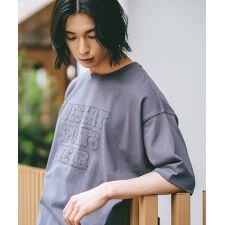 ユニット(UNITT)の【DESERT SPORTSWEAR】ブランドロゴ  貼り付け Tシャツ