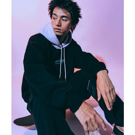 {[̂380̃wr[EFCgNуXEFbgBODYɎgpBɂ̓VvȃShJBzFt[hɂ邱ƂŁA1Ɏdオ܂BjZbNXłXXłB|GXe̋xƑARbg̏_炩Lk킹̂TCNёfނgpBȂ̕cȂ|GXe̋@\ۉɂDĂ܂BVɂȂɂ߁A₷₷fނɎdオĂ܂BTCY͒悢rbOVGbgŁAhbvV_[ŝ邢VGbgoByR[fBl[gzJ[SpcȂǕLȂ\łBubNfjXbNXŗ̂JWAX^CɂBfB[XAYƂɒpł郆jZbNXȃACeȂ̂ŃyAR[fBl[g߂łB