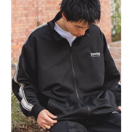 THRASHER/XbV[VgbNWPbgoꁟEFCgtW[WgbNWPbgŁAt̉HDɒxǂnłBVvɃuhShJ|CgœAWK[he[vۗĂ܂BXg[gȂALCڂȒȂy߂1łByR[fBl[gzp[J[⃍TAjbgȂǂƕŃOV[YgACeBfB[X̃̕I[o[TCYł̒p߂łB{gXƍ킹Ȃn[tpco[pcAChpcAnCEGXg̃fjXEFbgpcWK[pcACpcAXLj[⃌MXȂǂDBXJ[gƍ킹ȂXbgXJ[g⃍OXJ[gAbvXJ[gA}LVs[Xɂ܂IH~̃R[g_EWPbgȂǂ̃AE^[̃Ci[ɂDBŃANZgȂ獡lC̃oPbgnbgjbgLbvȂǂ̖XqXJ[tAgh̋ВobOobNpbN{fBobOArj[obOENAobOA}Ng[gAbVobO͌܂Bꂩ̋GߓS̃TRbV₨zV_[Ȃ񂩂