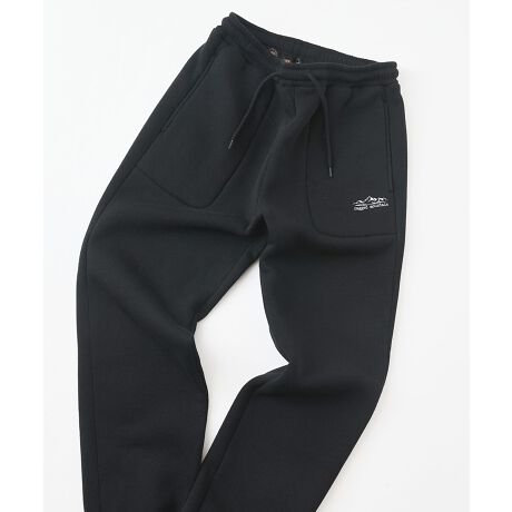 RAGGED MOUNTAIN/Mbg}EeV엠{Apcoꁟꂩ̊G߂ɑ劈􂷂闠{AXEFbgpcBSʂɂӂ_炩{AfނgpAQ̒gƗDG肪͂łBƂĂ͂AƂOoUɂ҂BVvȃfUCŁAǂȃgbvXƂ킹₷\ACełB{AdlłgAƂKȗSnłBEGXg̓S{RtŃTCYȒPBƒłłĂyŁAh΍͂Ńob`BKɉ߂ꖇAЂ̓~̃[h[uɉĂ݂ĂByR[fBl[gzE@\AAEghAEFAƂĂ͂ }CR[fBl[g⃊bNXEGAƂĂgACeBEIXXR[fBl[g̓I[o[TCỸgbvX킹ăbNXĒpJWAEGA[ƂăX^COX^CIE̓Xj[J[ŃrbOVGbgTVcAOR[gAMA-1Ap[J[Ȃǂƍ킹ƃ^E[Xɂ݂܂BEYڃgbvX̊OACeƎ̂IXXłByRAGGED MOUNTAIN/Mbg}EezAJ̃j[nvV[BC^[o[ɂ1978NɑnƂ̃AEghAuhBnƂ猻݂܂ŃNC}[̂߂ɃAJɂăApEMA̔Ă܂B{ł90N㔼00NɂāÃC|[gVbvZNgVbvɂĐlC𔎂Ă܂B2024N{IWi悪VɃX^[g܂BfUCETCYXybN{ɍĐ݌vAuhS{IWiɃAWBAEghAuhȂɂg₷fUCƉKȐ𑗂菕ƂȂ鍂@\LiQłB