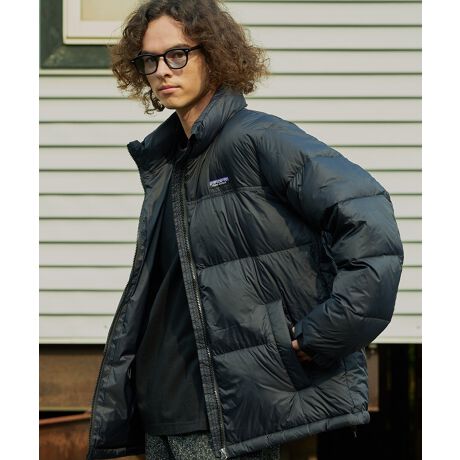 RAGGED MOUNTAIN/Mbg}EeV_EWPbgoꁟ\ʁEʂǂiCfނgpĂ܂Bɂ͖ʃt@Xi[gpĂAD݂ɕ𒲐邱Ƃł܂Bɂ̓SXshEXgbp[邽߁AlD݂ɒ邱Ƃł܂ByʂȂ̂ɂۉASnyAԒĂĂɂByȕɂ߁Izsʋ΁Eʊwɂ֗łB₷ƒgA߂BoRLvAi̊Oo܂ŕL􂷂WPbgT̕B}ȉJɂΉBVvō킹₷hAE^[߂BAEghAł^E[XłAANeBuȖɃtBbgꒅB@\ȒȃWPbgŁAKȓ~߂IyR[fBl[gzEXEFbgpcWK[pc킹ăX|[eB[ȒȂ߁IETCYAbv邱ƂŃ[YȃVGbgɒȂ΁Agh̃rbOVGbg܂BEXbLR[fɂ̓XLj[pcAXpcAXbNXpcłBE[YX^Cɂ̓ChpcfjAChXbNXAJ[SpcA`mpAWK[pcAOXJ[gyRAGGED MOUNTAIN/Mbg}EezAJ̃j[nvV[BC^[o[ɂ1978NɑnƂ̃AEghAuhBnƂ猻݂܂ŃNC}[̂߂ɃAJɂăApEMA̔Ă܂B{ł90N㔼00NɂāÃC|[gVbvZNgVbvɂĐlC𔎂Ă܂B2024N{IWi悪VɃX^[g܂BfUCETCYXybN{ɍĐ݌vAuhS{IWiɃAWBAEghAuhȂɂg₷fUCƉKȐ𑗂菕ƂȂ鍂@\LiQłB