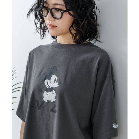 DISCUS/fBXJXDisneyRNVoIꖇƕ֗ȎgbvXVvȂ݊̂LN^[TVcBACRjbNȃLN^[fUC̓R[fBl[g̎ɁR{[VȂł͂̃fUCʊvXAgɒľX^Cۗ܂B{fB̓VvȐ݌vŗlXȃR[fBl[gɓ݂₷AƂVGbgŃtȑɂꂽ͋C^܂BFBJbv̂R[fɂ҂Ȓ邾ŋCACełB