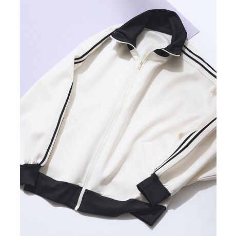 FORT POINT/tH[g|CgVgbNWPbgoꁟ1邾ŃX|[eB[X^CgbNWPbgBJWAÂ̂ACe܂ŕL킹₷Atɂ劈1łBX|[eBȃ_uCɓNڂ̃ghAE^[łByR[fBl[gzJWAɃfjpcAV[gpc킹R[f͂񃏃s[XXJ[gƍ킹ĊÐhMIXȃX^CO߁BɃgȟXj[J[⃍Ou[cƍ킹ΑQIgbNpcƍ킹X|[eBȃX^CAfjpc`mpŃJWA~bNXȏHR[fBl[g߂łBCi[ŏH~t܂ŃOV[Yp܂Byfort point/tH[g|Cgzx[VbNACeNłSĔ鉿iŒ񋟂uhłBjꂼALNwɖLxȕiĂ܂B