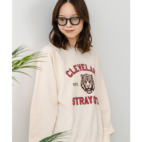 [YVGbg ~ JbWvg ~ gfUCghڂ̈ꖇH̐VIfB[Xуg[i[N̏H́ASnËȂȂɂ҂̈ꖇIJbWSɑ݊̂g̃CXggݍ킹Aghڂ̗уg[i[łByR[fBl[gzƂ[YVGbgő̌^Jo[bNXXEFbgfނ̗юdlŁAgKBgANZg̃JbWvgŁAJWAɂXg[gɂ}b`܂Bfj⃍OXJ[gAChpcƂ̑QȈH̎ɂȂ邱ƊԈႢȂ̃ACełBȂJ[oG[VLxɂpӂĂ܂̂ŁACɓ̈ꒅĂI