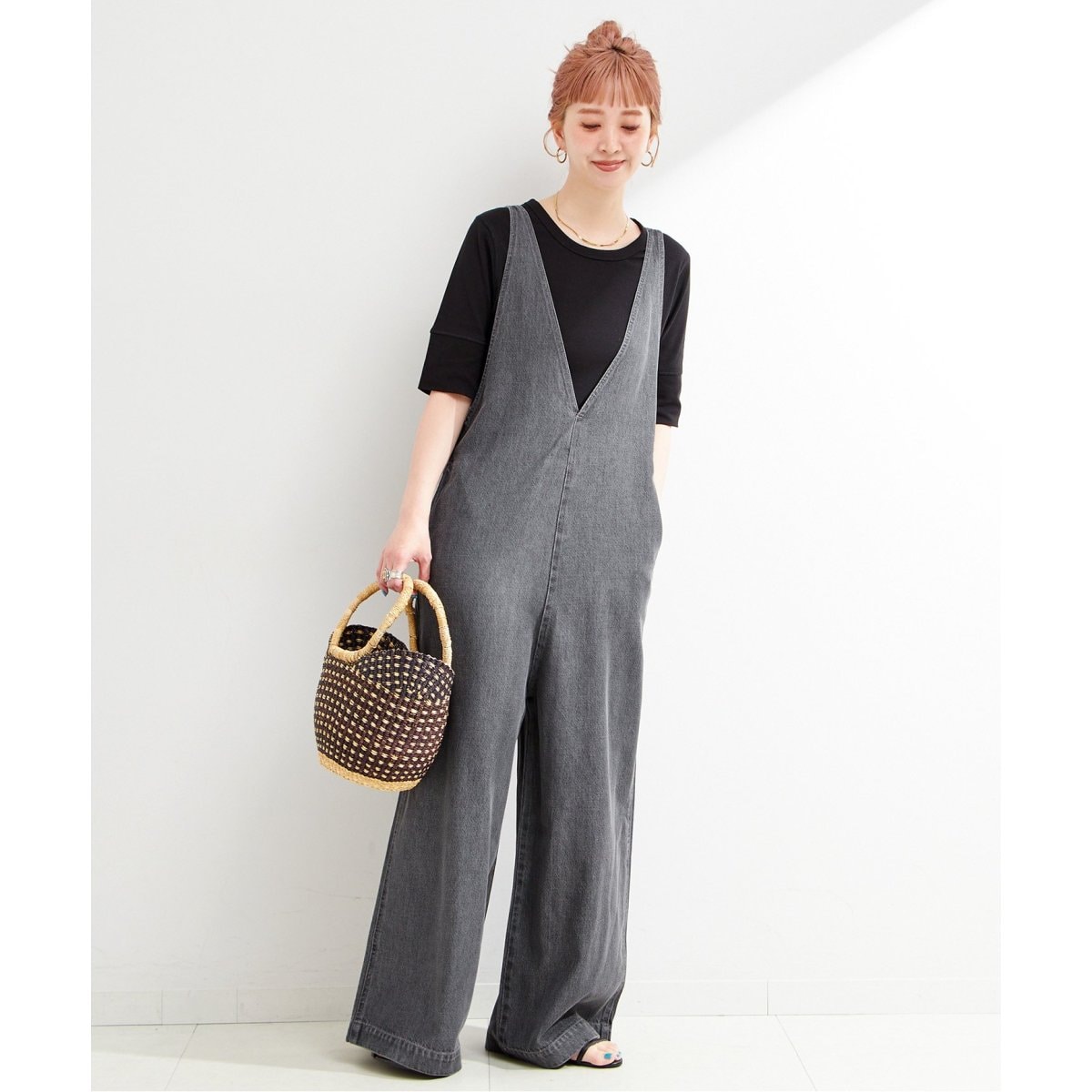 新品タグ付き　デュ ジュール Vネック　デニム　サロペット　ベーセーストック B.C STOCK サロペット オーバーオール DU JOUR/デュ ジュール V