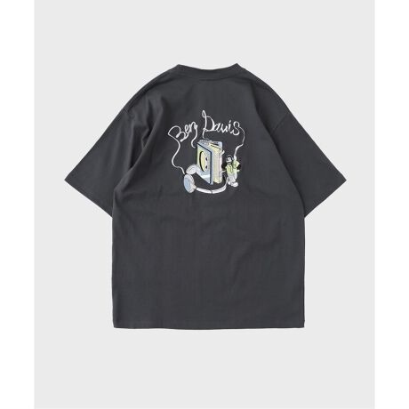 [^:25071730001310][J[iԁFC-25580020BEN DAVIS CASSETTE PLAYER EMB TEEfUCgȃ|[^uJZbgv[[ƃwbhz̉`낵OtBbÑChTVcVoIO㋤ɑUhJ̃b`ȎdオŁA郌gXg[gnɃn}ꂽ͋CBS̓IɃVvɍグĂāAgh̃TCWOɎdグĂ{ȃX^COy߂܂BjZbNXŒp\łBfދzƑɗDĂOEVgpB100̐nł̂ŁAJԂ̐łւɂA_炩KxɌ݂̂邵ƂƂnBKɉ߂TbƏ_炩ȗDG肪łByĈ₷ALV[YŊ􂵂Ă܂ByBEN DAVIS / xfCrXz1935NɃTtVXRőnƂ[NEFAuhBoAZueBɂpĂ܂BAJJ`[AAJJWADȎႢ}ChlXɂlĈBx[VbNȃfUCƍ̎ɂTCY̒ɁA[NXg[g̗vfArMi[㋉҂܂ňpĂ܂Bs摜ɂĂ̂ӁtƖ̊֌WɂAۂFČꍇ܂B܂p\REX}[gtHȂǂ̊ɂA኱iƉ摜̃J[قȂꍇ܂Bi̐F́AiAbv摜QƂByîCɓo^ɂāzuJ[gɓvẼn[g}[NĂƁAcP_AZ[Ȃǂ̒ʒm󂯎邱Ƃo܂Byēׂm点ɂāzuJ[gɓvuēׂm点vĂƊiēׂۂɁAʒm󂯎邱Ƃo܂B