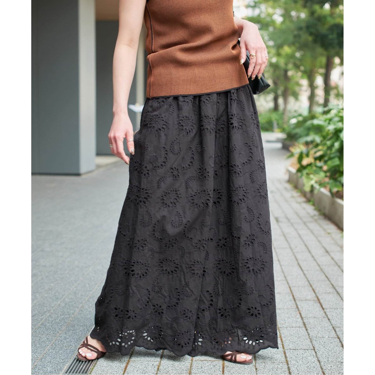 追加3》【WEB限定】アイレットレイヤーイージーワイドパンツ | ベー