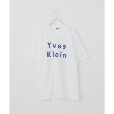 [^:25071730001320]fUC Be[WÒIɃAbvf[gHEAR MY NAMEƁACENC̃A[gɌhӂ\fUCB.C STOCKłȂʂȈꖇByfUCAFtgTCvgz tgɂ̓CENC̃TCAނ̑㖼łNȁuC^[iViENCEu[iIKBjvfiƂJ[ő_ɃvgB~j}Ȃ݊AꖇłCi[łX^CÕANZgɂȂ܂ByfUCBFobNA[g[NvgzwʂɃCENC̑\IȒïuBLUE SPONGE 1959vۓIɃvgBȉ㕔ɂ͔ނ̃TCApA[eBXeBbNȃ[ho܂Btg̓VvȂAobNX^CŖꖇłByYVES KLEIN / C NCzmN[G͂߂ƂƑnIȍiptH[}XŒmtX\ƁAA[eBXgBrrbgȃJ[_ɒPFgiLłA̒łɁuvpނނ̃ACRƂȂĂAEIȔpقɂĂ\IȍiQłBc̍Ɍ܂̋̃j[X̋̐F⎩g̎vzɁAF̐_IȃGlM[ɒʂł񕨎IŒۓIȐFƂāuvĂ܂ȂC NCBւ̕XȂʍS͌Ɏg̖C^[iViENCEu[iIKBjƌĂ΂[F̊JւƌAɎ܂Ō|p邷ׂĂ̐lXɈĂ܂ByHEAR MY NAME / qA }Cl[zBe[WÒIɃAbvf[gfUC𓾈ӂƂhXeBbNuhhs0L̈̕ꎺ甭MhuhRZvgBs摜ɂĂ̂ӁtƖ̊֌WɂAۂFČꍇ܂B܂p\REX}[gtHȂǂ̊ɂA኱iƉ摜̃J[قȂꍇ܂Bi̐F́AiAbv摜QƂByîCɓo^ɂāzuJ[gɓvẼn[g}[NĂƁAcP_AZ[Ȃǂ̒ʒm󂯎邱Ƃo܂Byēׂm点ɂāzuJ[gɓvuēׂm点vĂƊiēׂۂɁAʒm󂯎邱Ƃo܂B