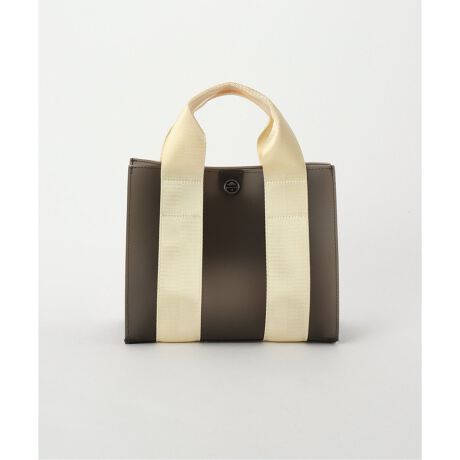 [^:25092710000010]iԁFJOE EDITЃJ[F[J[J[x[Wx[Xi186jFCREAMiCOOKIE CREAMjO[ׁ[Xi187jFGREENiWATERMELONjp[vx[Xi192jFPURPLEiMINT BERRYjIWx[Xi196jFORANGEiPURPLY PAPAYAjЃJ[́Aĩe[v̐F̗pĂ܂BO[ׁ[Xi187j̃e[v͐[݂̂ΐFɂȂ܂BJ[yރL[gȃobOItĂ炵J[O𑶕Ɋy߂uJOE EDITvfr[IPVCfނ̓AV[X[J[4FWJB̂xgtĂ炵u₩łBTCYȂ̂ɁA͎[͂ob`Ȃ̂|CgB|Pbg1ɁADJ𖳂VvȎdlŁuJOEvƔׂĂy₩ȎdオłBŋCyȂJ[OɁAx[VbNȃtHő劈ԈႢȂB {̑fނPVC͊ShȂ̂ŁAVCɂɂg܂BECi[|PbgEJok̖hfނłȒPf:PVC({),|GXe(xg)TCY{:W240*H200*D120mm:S245mmd:345gyTEMPERATE/epCgzwVbNŃVvȃfUCI[V[YAI[IP[WŁBقǂ悭iɉaȋC߂鏗̂߂Ɂx2017NɓŃX^[gV[YuhBCV[Y^CWFNVV[YƂJeS[ŁA̖LȃoG[V̓uh̑傫Ȗ͂̈łBo[ifCƂfr[̌AVFCṽ[t@[IbNXtH[hRNVɉ܂BCꂩ̐ZȂPVC(|rj)fނ̃V[Y͉LYtɂAꂪƂĂȒPłBTEMPERATE͂ɐSn悢tBbgAiȃVGbgƖ͓IȃJ[OAĕi̍˔Ă܂BuhiTEMPERATE=T߂ȁj̒ʂAGKgɂV[vɂJWAɂLX^Cɍ킹ĂŁAJ̓ɗ邾łȂfC[ɂĂ܂B舵ɂẮAiɂĂi\łmFB̏íAB.C STOCKł̎舵ɂȂ܂B ړX܂ւ₢킹̍ۂB.C STOCKX܂ւ肢v܂BƖ̊֌WɂAۂFČꍇ܂B܂p\REX}[gtHȂǂ̊ɂA኱iƉ摜̃J[قȂꍇ܂Bi̐F́AiAbv摜QƂB