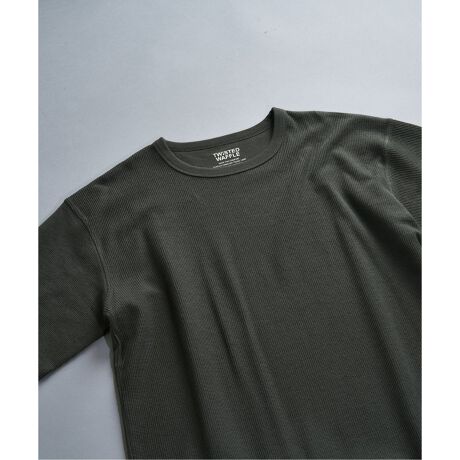 [^:25071723634020]ꖇŃT}ɂȂAẲKI[o[TVcBSn̗ǂƃgh𗼗Al̂߂̃btTVc܂BfUCĂ̈ꖇƂĎɂȂAՂƂ[YVGbǵB̗ƂƂ̂gAbNXȂꂽ͋Co܂Bɂ͐[߂̃Xbg{A₷ƋɓsIȔvXB^bNCEAEgǂłlɂȂApɂȂꂽۂ^܂B܂AlbN͐JԂĂɂϋvɗDꂽoC_[lbNdlŁAp܂BɂSIMPLICIT?ACŔu?vhJ肰ȂzuAVvȒɃANZgĂ܂Bfޕ\ʂɂ͋QȎgpAbtgDŕ҂ݗĂ邱ƂŁAhCŐ̂镗܂BɐG闠ʂ́AƂ炩ȔGɎdグĂA΂ދG߂łꂪǂAx^ɂKȒSn܂B̓d\ɂȑfނ́AʋCƋzɗDAȓ{̉ĂłSn悭pdオBfUCłȂA@\ɂA܂ɉČ̍œKfނłBs摜ɂĂ̂ӁtƖ̊֌WɂAۂFČꍇ܂B܂p\REX}[gtHȂǂ̊ɂA኱iƉ摜̃J[قȂꍇ܂Bi̐F́AiAbv摜QƂByîCɓo^ɂāzuJ[gɓvẼn[g}[NĂƁAcP_AZ[Ȃǂ̒ʒm󂯎邱Ƃo܂Byēׂm点ɂāzuJ[gɓvuēׂm点vĂƊiēׂۂɁAʒm󂯎邱Ƃo܂B