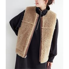 ベーセーストック(B.C STOCK)のムートンライクリバーシブルベスト