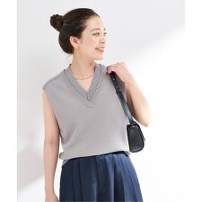 手洗い可 / Vネックニットベスト