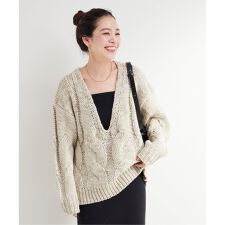 《予約》手洗い可 / Vネックビックケーブルニット