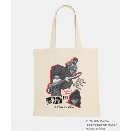 [^:25092710001730]S_[̌ƂɃp[gi[łAiEJ[i剉𖱂߂2iOtBbNZNgB.C STOCKʒACeBƂLoXnx[XɁAmÑOtBbNvgƃbhJ[ANZgɂȂg[gobOłBUNE FEMME EST UNE FEMMEw͏łxi1961NjPIERROT LE FOUwCsGx@(1965N)ꂼf̒̑\IȃV[甲TVcƃg[gobOɂĂ܂B60Ñk[F@[O\S_[̑\ŃBWẢlCiBJean-Luc Godard/WbNES_[FtX̉fēB1960Ñk[F@[OnSl̂ЂƂBނ́Af悪uׂvƂ̏펯AV\̂pCIjAiҁjłB\Fwɂ₪xi1960Njw͏łxi1961Njwƒĵܓxi1962NjȂǑBV[YiiԁF25070710001830@TRICOMER/gR ʒ GODARD UNE FEMME EST UNE FEMME TEEiԁF25070710001930@TRICOMER/gR ʒ GODARD PIERROT LE FOU TEEiԁF25092710001730@TRICOMER/gR ʒ GODARD UNE FEMME EST UNE FEMME TOTEiԁF25092710001830@TRICOMER/gR ʒ GODARD PIERROT LE FOU TOTEyTRICOMER/gRzSAINT JAMESƕ1970Nt`}̘V܃jbg[J[Ƃă{[_[jbgACeCɓWJuTRICOMERvB2024V[Y茻̃GbZXfC[EFAWJ܂B舵ɂẮAiɂĂi\łmFB̏íAB.C STOCKł̎舵ɂȂ܂B ړX܂ւ₢킹̍ۂB.C STOCKX܂ւ肢v܂BƖ̊֌WɂAۂFČꍇ܂B܂p\REX}[gtHȂǂ̊ɂA኱iƉ摜̃J[قȂꍇ܂Bi̐F́AiAbv摜QƂB