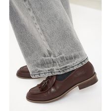 タッセルローファー