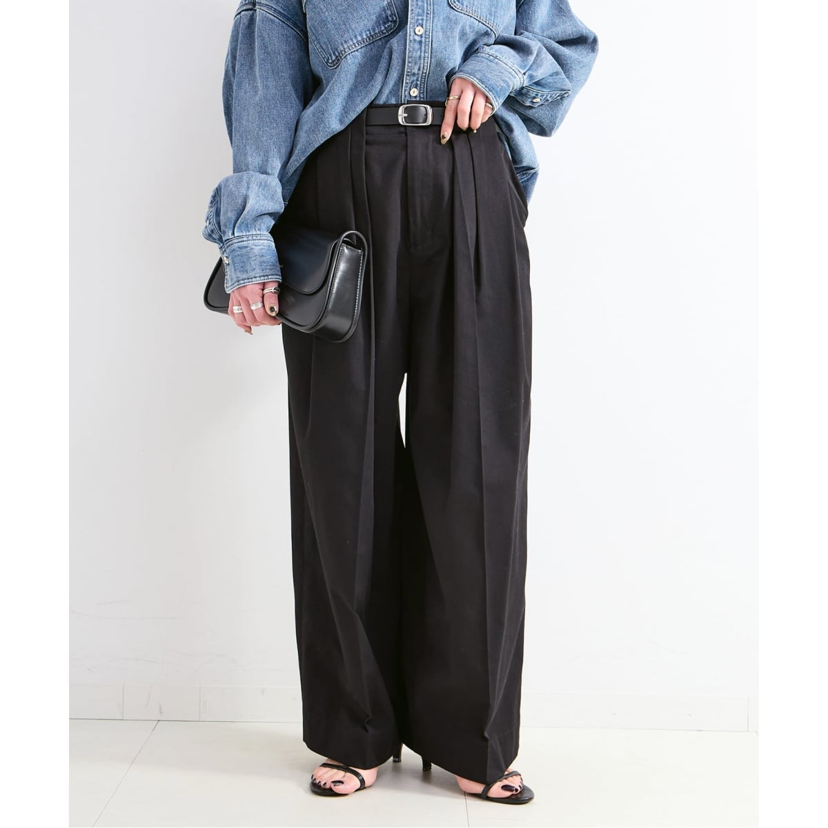 ウォッシャブル / ディープVリーンサロペット | ベーセーストック(B.C