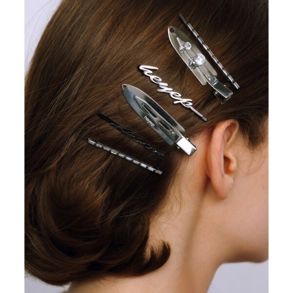 heyep｜Logo ＆ Rhinestone Hair Pins － 4 Piece Set | コード