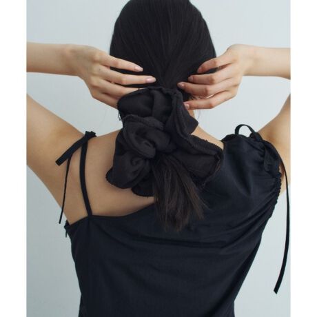 [^ԁFR9902144]y25SSz̃X^CɁAƂVѐSB_炩ȃXEFbgfނgpAbNXӂVVBtȂ܂ƂߔɂȂꂽ͋CvXAfC[R[fVBxfUC|CgƂȂAVvȒɂACełBfC[Ɋ􂷂wAANZT[łBVV XEFbg wAANZ bNX fC[X^C wCbvyheyepbwCbvzwwCbvx́AiVNȗtǰɋP悤ɁAȂ̓ɐVȋP炷Ƃz𖼑Oɍ߂܂B؍Ɠ{l̃fUCi[RrɂĐݏoꂽA̕⊴oA_ŗVѐS郆j[NȃRNVWJĂ܂BƖ̊֌WɂAۂFČꍇ܂B܂Ap\REX}[gtHȂǂ̊ɂA኱iƉ摜̃J[قȂꍇ܂B