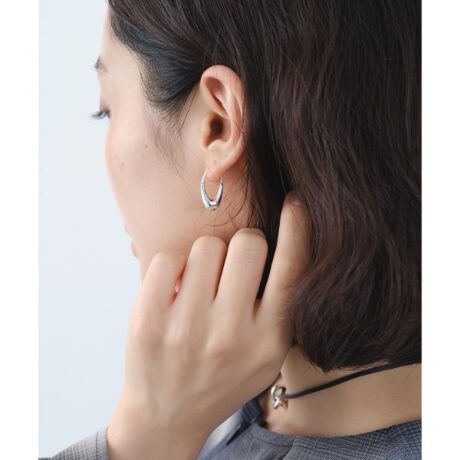 [^ԁFR9904018]悤ȃtHhbvsAXB̃ANZT[ƍ킹₷TCYŃfC[gɂ҂BTڂȂ[hȃX^CɁByOtiumbergDbIeBEo[Oz2016NɃh_ƂRosana Wollenberg^Christie WollenbergoɂėグꂽuhBfUCƃA[g̗ZɉAghɗȂX[t@bVɋ𓾂ElɂZIޏB̃RNV̍ƂȂBRNV͑SănhChŐ삳ĂAfނ̓TCNꂽSolid GoldAGold VermailASilver݂̂gpĂByCODE AbR[hG[zFAV FASHIOND FAV STYLEDRZvgɌfA炵RɃt@bVyޏɂނCibvĂĂ܂BƖ̊֌WɂAۂFČꍇ܂B܂Ap\REX}[gtHȂǂ̊ɂA኱iƉ摜̃J[قȂꍇ܂B