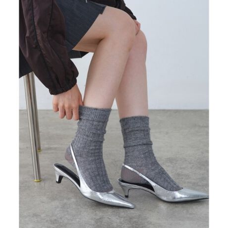 [^ԁFR9904004]H~̃X^COɏd󂷂\bNXBӂƂfފV[Y[h߂Ă܂B[t@[Xj[J[킹͂AT_ɍ킹gĥX^C߁B炨C߂Ă܂Bypiedi nudi ^ sGfBk[fB[zbOEFA𒆐SɓWJ鍑uhBwĂȂ̂悤ɐSnǂxRZvgBƖ̊֌WɂAۂFČꍇ܂B܂Ap\REX}[gtHȂǂ̊ɂA኱iƉ摜̃J[قȂꍇ܂B