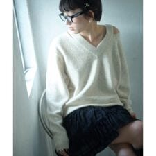 M cloudy over V pullover