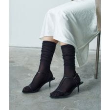 piedi nudi ｜ sheer high sox