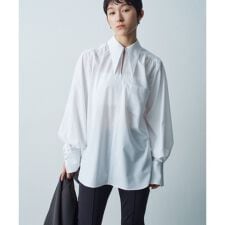 【Re】point neck shirt