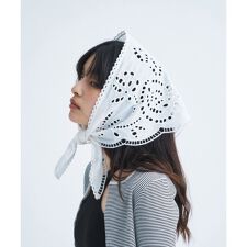 PROTAGONISTA|triangle scarf