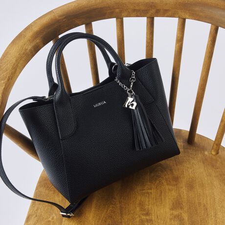 [^ԁFMR-B1325]sV[YtTASSEL / ^bZLYtɂAG̏_炩ȃVNV{gpVV[YB{̂Ɠfނgp^bZtiȃfUCB^bZɂMURUAMgp^tB^bZtVo[`[͎O\ŁA̕ɕtĂg\łBiȃfUCɍ킹ubNECgO[ElCr[3FWJBsitnĎOA_炩Ȉꖇgp2WAYnhobOBꖇ̓ł邭ƊȂꊴoĂ܂B芴Ȃ_炩˔ƂȂtH̃fUCBt̃V_[Xgbvt鎖ŃV_[obOƂĂg2WAY^CvBig͂AQς⏗qȂǁA芴~ɂgLC߃fUCłBEƎEwȂǂ̃tH[}X^CƂ̑QBsuhtMURUA / [Aw FEMININE MODE xubNƂN[ȃ}XLX^CBňX^CVGbgɏ炵tF~jvXƎ̃[hoghqɃLb`\Ǝvĉ錻㏗Ɍ[h[uāsXybNtJ@F}OlbgzbNJdlFt[|Pbg~1wʎdlF}OlbgzbN|Pbg~1stitۑ / V_[~1 / ^bZt`[~1