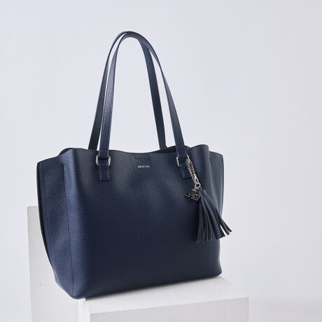 [^ԁFMR-B1326]sV[YtTASSEL / ^bZLYtɂAG̏_炩ȃVNV{gpVV[YB{̂Ɠfނgp^bZtiȃfUCB^bZɂMURUAMgp^tB^bZtVo[`[͎O\ŁA̕ɕtĂg\łBiȃfUCɍ킹ubNECgO[ElCr[3FWJBsityʂŖȂg[gobOo܂BA4TCYΉ̏[TCYŃfC[[X͂Aʋ΂ʊwɂg܂BGxNo.1̌Ăѐ̃ACe͎ŏ炵ƍvXĂ܂Bɒ鎖ŃCgAE^[{[X[u̎ł薳dlɁBȂACe炱@\ɂAɂ͂|Pbg~2ƃt@Xi[|PbgAt[|Pbg~2܂BsuhtMURUA / [Aw FEMININE MODE xubNƂN[ȃ}XLX^CBňX^CVGbgɏ炵tF~jvXƎ̃[hoghqɃLb`\Ǝvĉ錻㏗Ɍ[h[uāsXybNtJ@Ft@Xi[JdlF|Pbg~2 / t@Xi[|Pbg~1 / t[|Pbg~2stitۑ / ^bZt`[~1