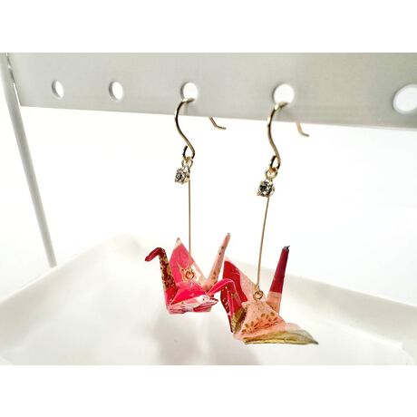 [^:9758 PK]FN₩Ȑ܂߂̃sAXłBa4cm̘aÂJɐ܂萻삵Ă܂BVvȂ݊̂fUCŁA߂Ȃǂ̘aɂ͂AĩR[fBl[gɂ߂łB`\l\a`{Ǝ̃fUCɂAae[}Ƃi𑽐戵Ă܂B󑐋ƂCO̕K邱̓ynŁAÂ瑱{̊X݁AA`ȂǁAANZT[ŔMł邱ƂlȂ琶ݏoꂽfUCłBaَqAՂAʁABAȂǋ̓Iȓ{e[}`[tƂ̂AAE̗tȂǓ`I͗lA܂莆aȂǑfނƌ`ɒڂ̂ȂǃfUC͑ɓn܂B?ae[}ƂĂ܂AugvAu_vȂǂӎߑIȃfUĆAmɂ킹₷At@bV̉\L܂Ba◁߂ɂ킹₷fUCł̂ŁALN̕ɎɎĒĂ܂BAgGň__ƂŐYꂽASā@made in japan@̏iłB{̂ql͂ACO̕ɂ̕]𒸂Ă܂B̏íAx߂邽߃WR[eBO{Ă܂B\tgWgpׁ̈Aׂꍇ܂BtbN̂݁AjbPt[bLgpĂ܂BAM[ɂ͌l܂BSĂ̕ɃAM[oȂƂۏ؂̂ł͂܂̂łӂBɈُۂ́AgpTɂkBƂŐ܂Ă̂Ō`Ɍ܂B@nhCh̓ƂĂy݂܂ƍKłB