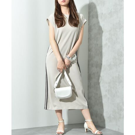 [^:13152013]JbgW[[bgfނgpTChCs[X{̂̓Xgb`ɗDꂽJbgfނgpBJWAȂW[[bg̕\ʊ͂1BXgXt[ɒ܂킹Az匩̑fނłƊKEEPł̂|CgłBzF̃TChCł肵ۂɁB܂XgƂVGbgŉؚʂ킹鏬łƂoɂpvXō킹΂ꂢڂȃX^CɁB܂T_JSobN킹ăJWAȃX^Cɂǂ܂B舵ŃC[W[PAi􂢁jł܂B