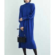 インタープラネット(INTERPLANET)の袖口ＢＡＣＫパールデザインニットワンピース