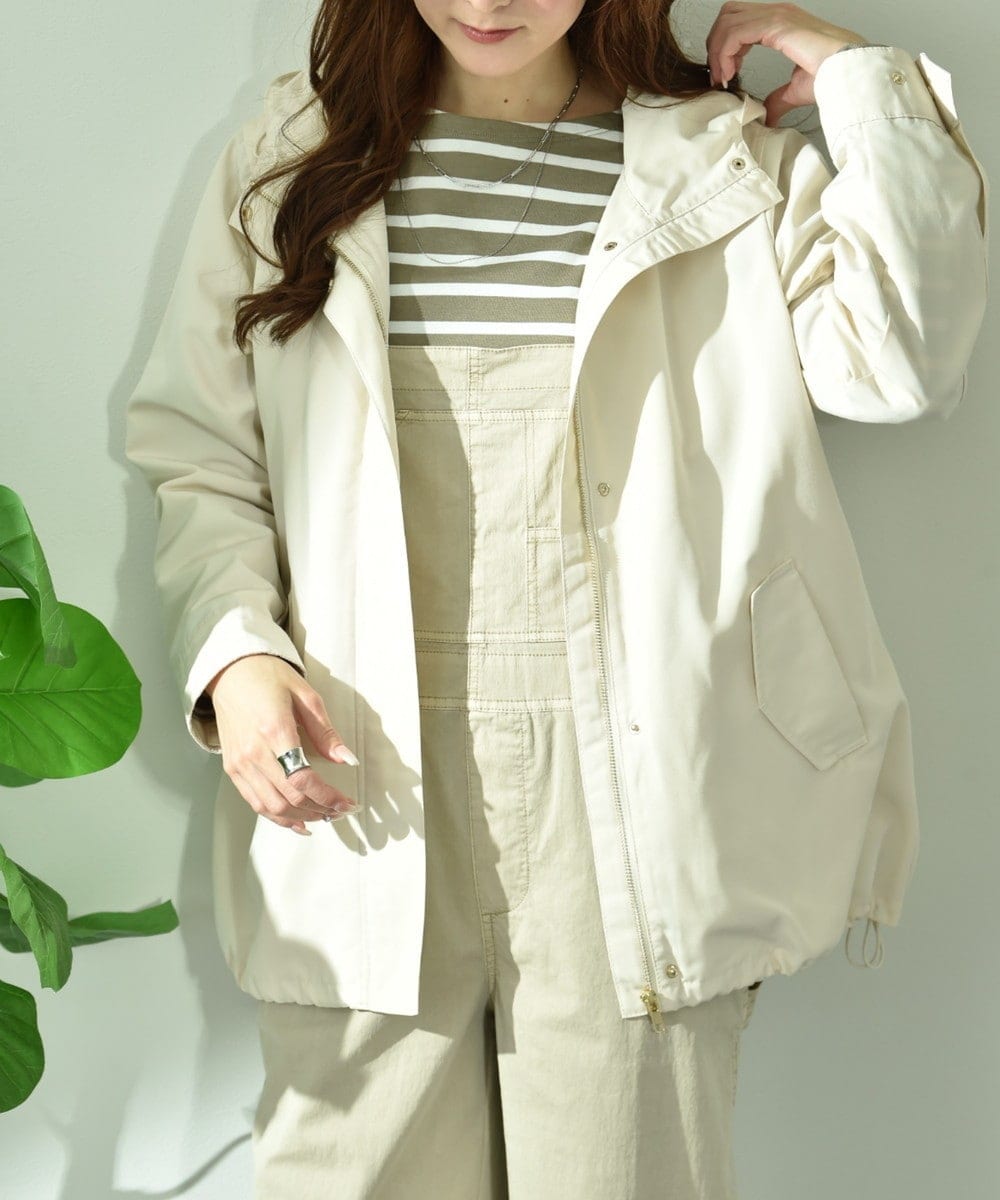 レディース アウター・ジャケット・コート (白色・ホワイト系) の一覧