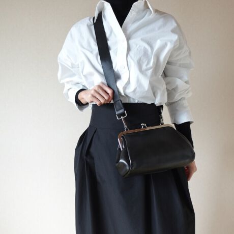 [^:202016]lĈ܌obONEWX^CԓIRpNgŉ炵RƂtHAR[fBl[gɍ킹₷傫łB܌́u180xvJAo炭炭łBt@Xi[t|PbgƁAo₷L߂̃I[v|PbgtĂď[Ă܂Bxg͒\ȃiCfނ̗pBߊlCłIfނ͏_炩PUU[gpAyʂŌւ̕SyĂ܂BxgtbN͎Oo܂̂ŁAD݂ɍ킹ĕʂ̃xgւ̎芷Rɏo܂B