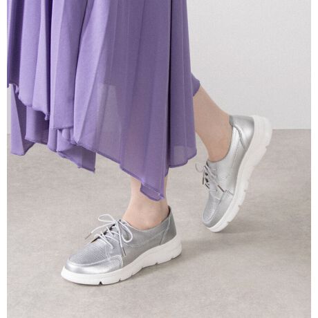 [^:606017]{vdl̕RtJWAV[YBGߊĂp`OfUCłBV{̂vgpAJWAɂ̓sb^ȃX[Xfނ̖{vgpĂ܂BR𒲐ĂΒE͂炭炭łBp`OƕR̃R{ŁAX|[eB[ȃfUCɂȂĂ܂BMTCY̕Б́u137gvƌyʁIIނɂ̓xAdl̏_炩vgpAGoodÎgpĂ܂̂ŁAsyłByʒgpĂ܂̂ŁAԂ̕syĂ܂BJoLxŁAR[fɍFƂ肻łBVRfނgpĂ܂̂ŁAL̂ɂ\܂Asǂł͂܂B@CɂȂꍇ͕ʂ̗ǂꏊɒuĂƌy邩Ǝv܂̂łB