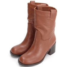 トミエコ(Tomieco)のウエスタンライクなミドルブーツ　カジュアルブーツ