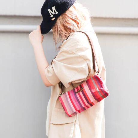 [^:U374B080]yiɂāzԂ̃G|[SSj[AIXgCv̕ƂɐFςU[킹ASS[hōBJWAɂȂ߂AR[fBl[g̕L܂BRpNgȌڂȂAz܂ByɂāzPETITE DANI Rose^v` _j [YI[i[fUCi[ L^vȂ̗FlłV\̎Danielle Grailei_jGO[OjɂȂݖtꂽPETITE DANIV[YBڂ݂₪Ĕ炫ւA₪ĎU䂭öꐶAقȂsN̑@ׂȑgݍ킹ŕ\܂B