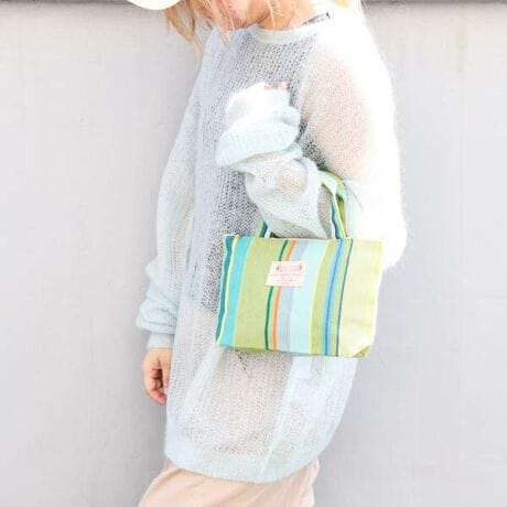 [^:U108201]yiɂāzobOCobOƂĂg锖^ŃRpNgZIPtg[gB|PbgtĂARpNgȂ璷ẑłx݂̃`pobOƂĂ߂łBnh̐n̎gpӏ͎ʐ^ƈقȂꍇ܂ByɂāzRENOIR Vert^m[ F[I[MXgEm[ƂƁA\̑͐lłAz̉Ŋɉf镗i𐶂ƕ`o۔h̃X^CŁAȃJ@Xɕi`Ƃ߂ʃXPb`cĂ܂BG`悤ɉF̎gݍ킹AVȐFoAX؂̃O[\́̕Am[̊Gɒʂ̂܂B