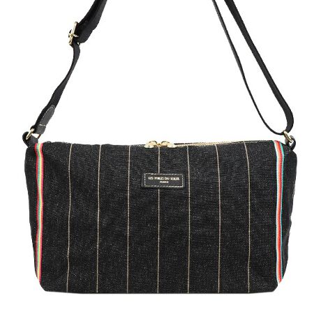 [^:U499103]yiɂāzXgCv̕ƂɐFςU[킹ASS[hōBJWAɂȂ߂AR[fBl[g̕L܂B̏íAu^ԁFU375^U375Bvj[AVfu^ԁFU499vłBύX|Cg͉L3_łBE㕔t@Xi[̖Dڂ2{1{ɕύXƂȂAȑOXbLƂۂɎdオĂ܂BEt@Xi[|Pbg̊v̖D@ύXĂ܂BEt̃obO̃SvgȂȂAVbNŃVvȎdlɂȂ܂Bȏ3_ύX|CgłBڂ͏i摜mFByɂāzMONSIEUR Noir^bV m[amp̃X[c̕C[Wč܂BԊuɔzuꂽCARayure tennisisXgCvj̃X[cv킹܂B