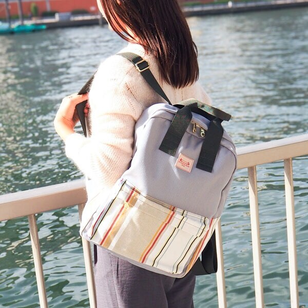 レ・トワール・デュ・ソレイユ（LES TOILES DU SOLEIL）/コンビPCリュックS（オーギュスト ブラン グリ） コンビPCリュックS（オーギュスト ブラン グリ） | レ・トワール・デュ