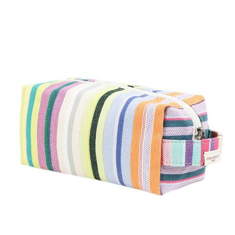 [^:MG003-002-A]yiɂāz}`LĎg₷A^CṽXNGA|[`BCN|[`ɂ͂A܂Ƃ߂ăobO̐ɂ߁By|[`ƂĂ􂵂ĂA}`ɂg|[`łBt@Xi[͑傫JƂł̂ŁAmF₷ȂĂ܂B^тɕ֗ȓ̎肪tĂ̂|CgBpɂ͂Av[gɂ҂ȃACełByɂāzJOUR DE FETE Multi^W[ h tFbg }`JOUR DE FETE̓tXŁuՂ̓vӖ܂B714ApՂ̎ÃC~l[V키̊XpʂĂ܂BʂkȃXgCvŁAlX̗zCȋC\܂B