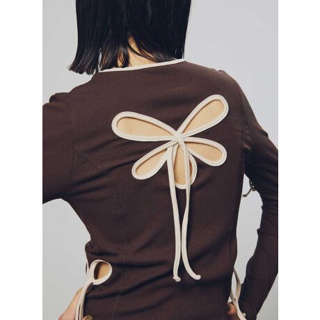 [^:185305033]yFabriczȃ^b`łƂ̂eRngpByDesignzn[ĝʂfUCŁAFXȂƂɎU΂߂ACLb`ȃCi[ngbvXBA[gɔ݂Ă̂ŁA炵Ȃȕ͋CɂĂ܂BCɂȂ镔BASĂp܂BplCŃ{fBCYɌĂ̂|CgByStylingzYCNȃ{gƂ̑s[X̃Ci[ɒp̂IXXByTreatmentz􂢁F~@F~hCN[jOFEGbgN[jOF~FȂnFȂň(Jbg\[r)Fʐn̐LkF蒅EFvI[o[|PbgFȂyfgzuEF176cmFreeTCYpyӎz摜̏i̓TvłB\摜̐F́Aj^[uEUɂĎۂ̏iƎ኱قȂꍇ܂B\߂BACeTCY͏iTv̐Ă邽߁Aۂ̏iƑ̌덷ꍇ܂BipׂɁAAeV^OEl[KmF̏Ap͂舵B