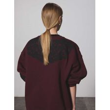 フラワー刺繍スウェット